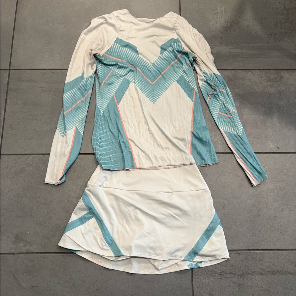 K-Swiss White and Pink Stitched Apparel